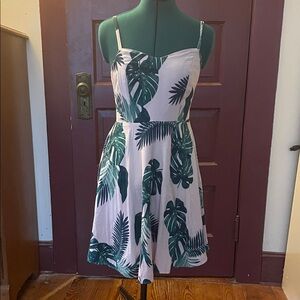 Old Navy Green Leaf Print Mini Dress